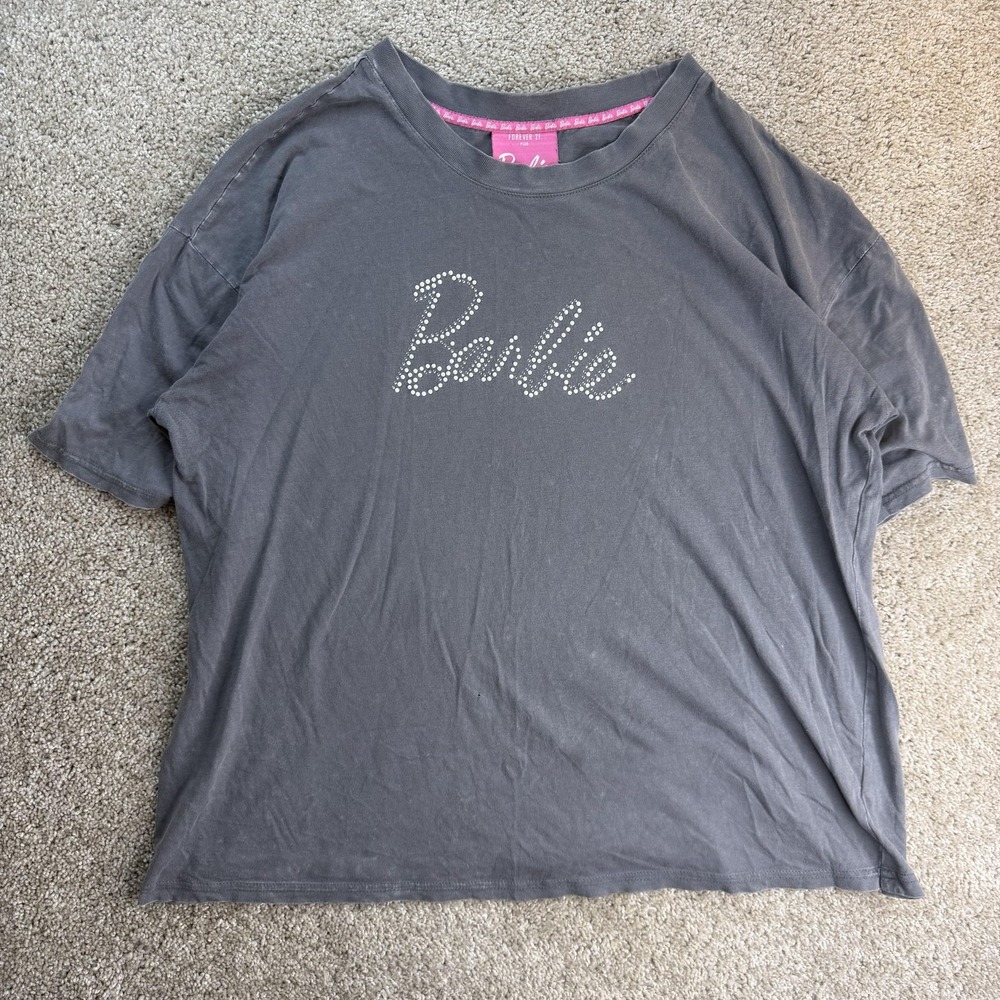 FOREVER 21 Barbie Shirt Womens 1X Plus Gray Rhinestone Logo Crew Neck Tee Top